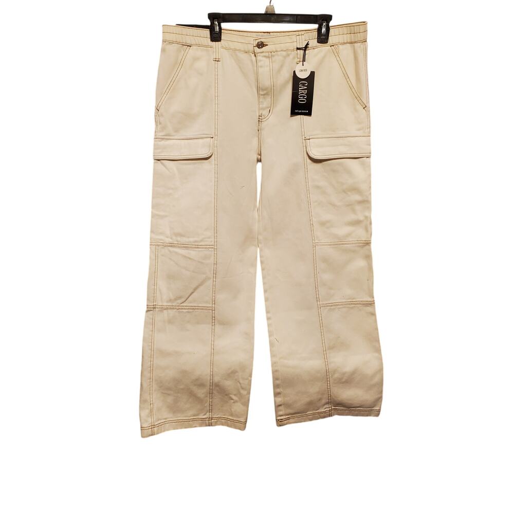 Refuge Denim Women's Low Rise Wide Leg Cargo Size Off White 13 NWT